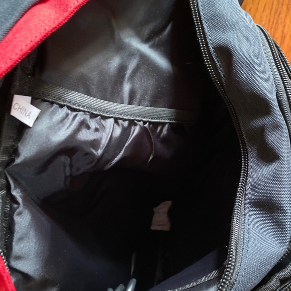 Cross body bag / sling / satchel with usb charger - Picture 6 of 7